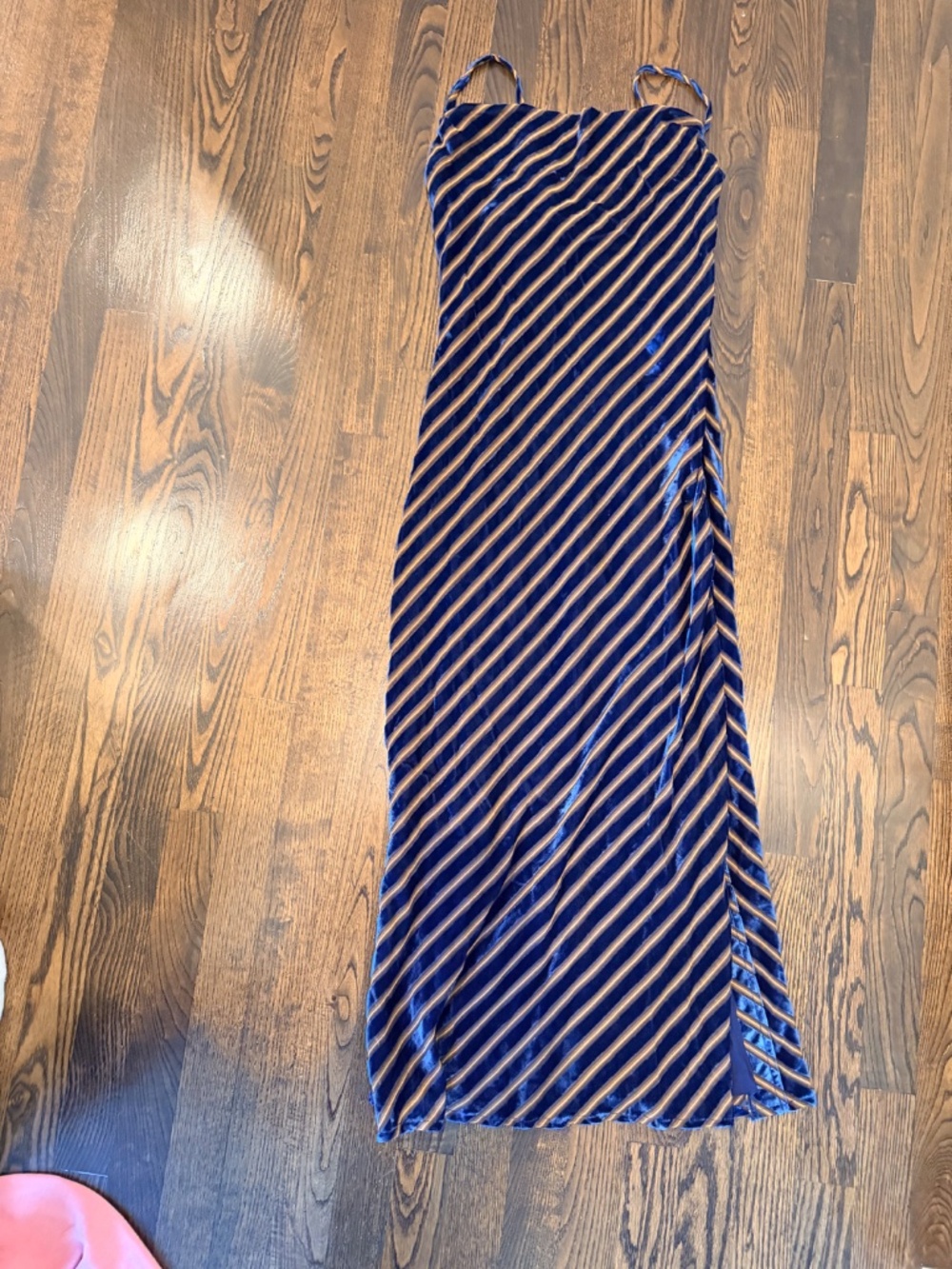 Velvet Burnout Bias-Cut Slim Midi Dress (XS)